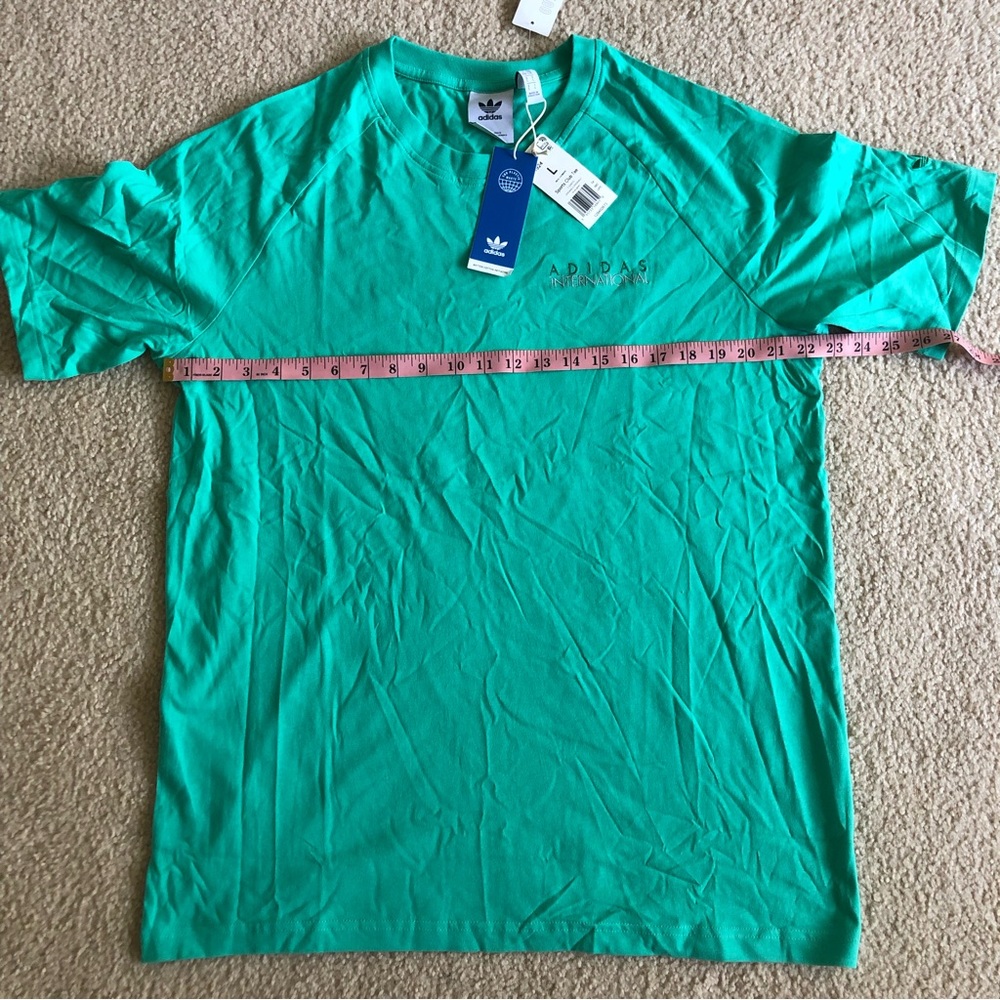 Adidas International Sports Club Tee Shirt and Socks Bundle - Picture 9 of 13